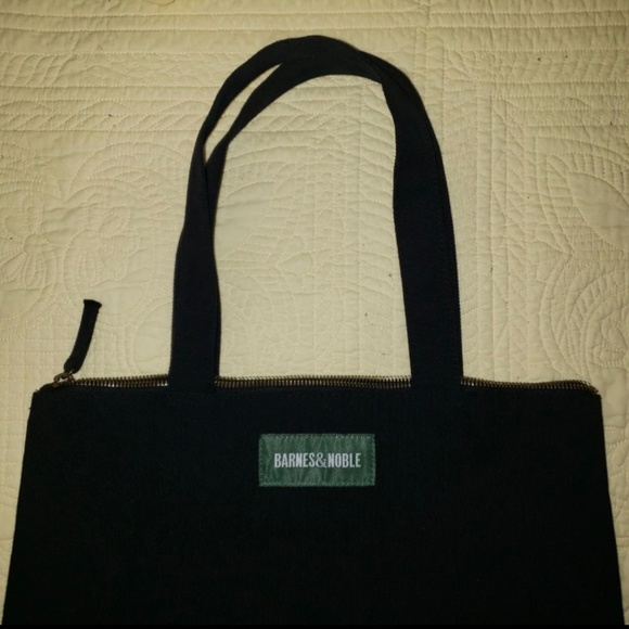 SOLD ‼️ Barnes & Noble black canvas tote bag - Picture 2 of 3